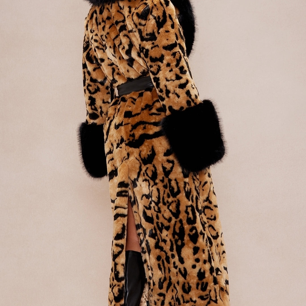 Fashion Nova Leopard Faux Fur Coat with Black Trim. New With Tags - Picture 6 of 7